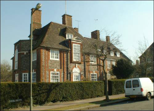 014 Erskine Hill d